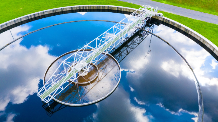 Saneamento básico lidera intenções de investimento em infraestrutura no Brasil, aponta pesquisa